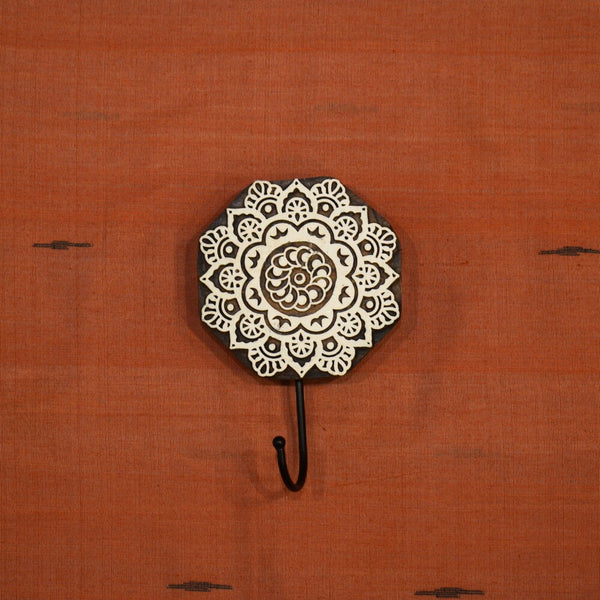 Hand carved block key holder- Flora design