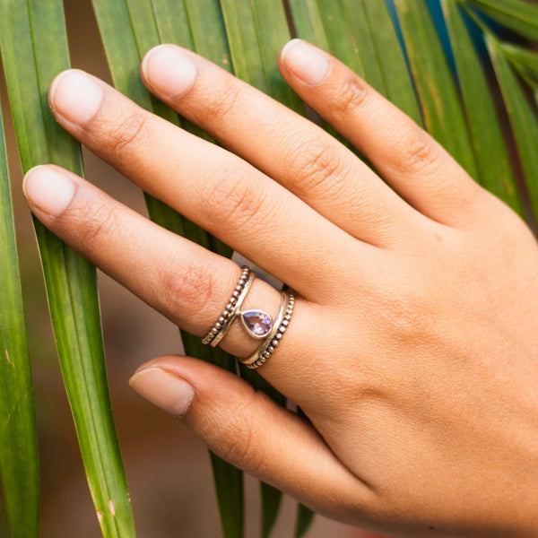 Silver Finger Ring with Amethyst