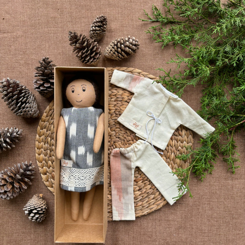 Jane- Fabric Doll Play Set