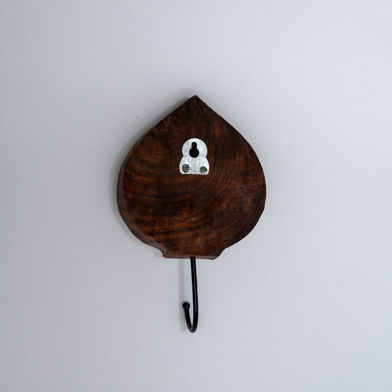 Hand carved block key holder- Leaf design