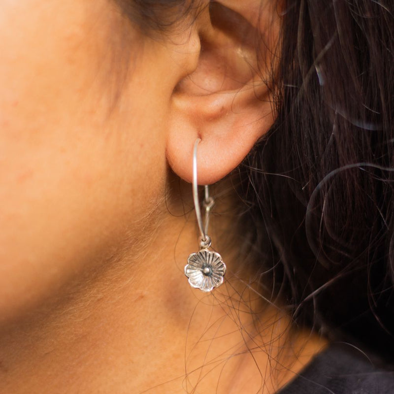 Silver Earring Poppy Small Hoops